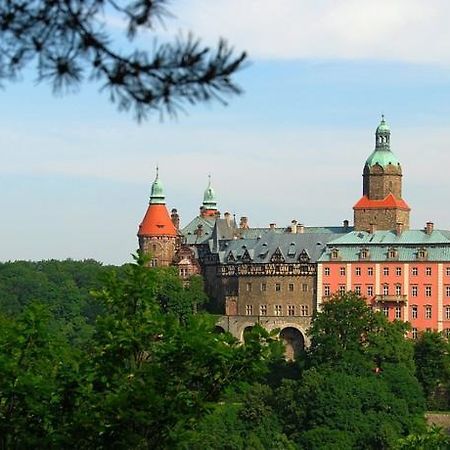 Przy Oslej Bramie Hotel Wałbrzych Eksteriør billede