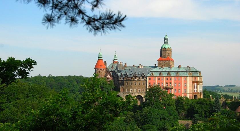 Przy Oslej Bramie Hotel Wałbrzych Eksteriør billede